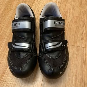Shimano RO63 SPD-SL Cycling Shoes Men's Size EU 42 Bike Shoes Black